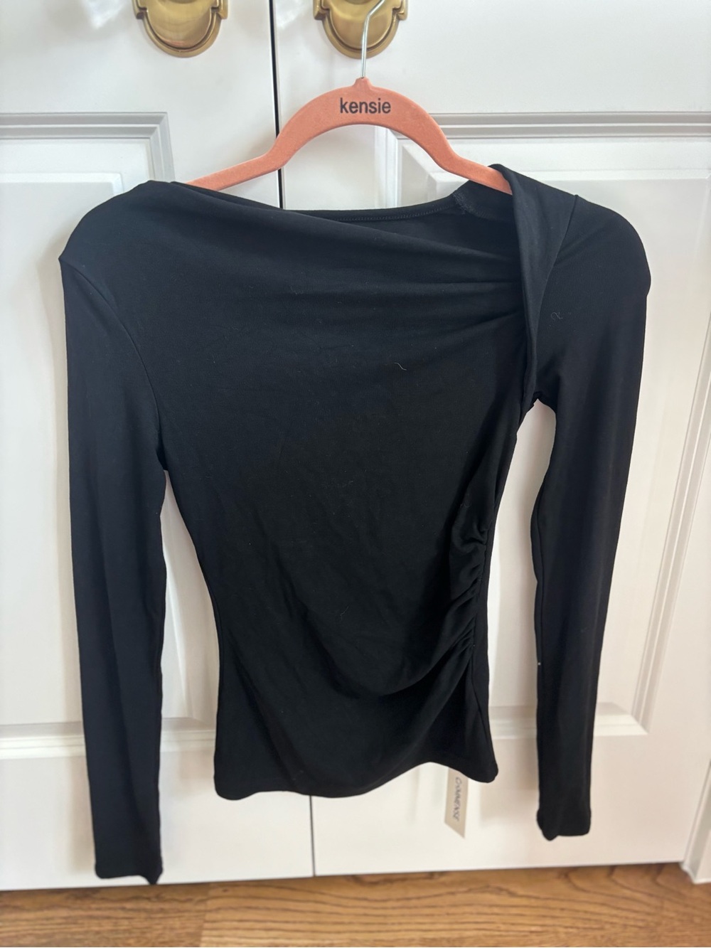 Commense Black Long-Sleeve Side-Ruched Tee